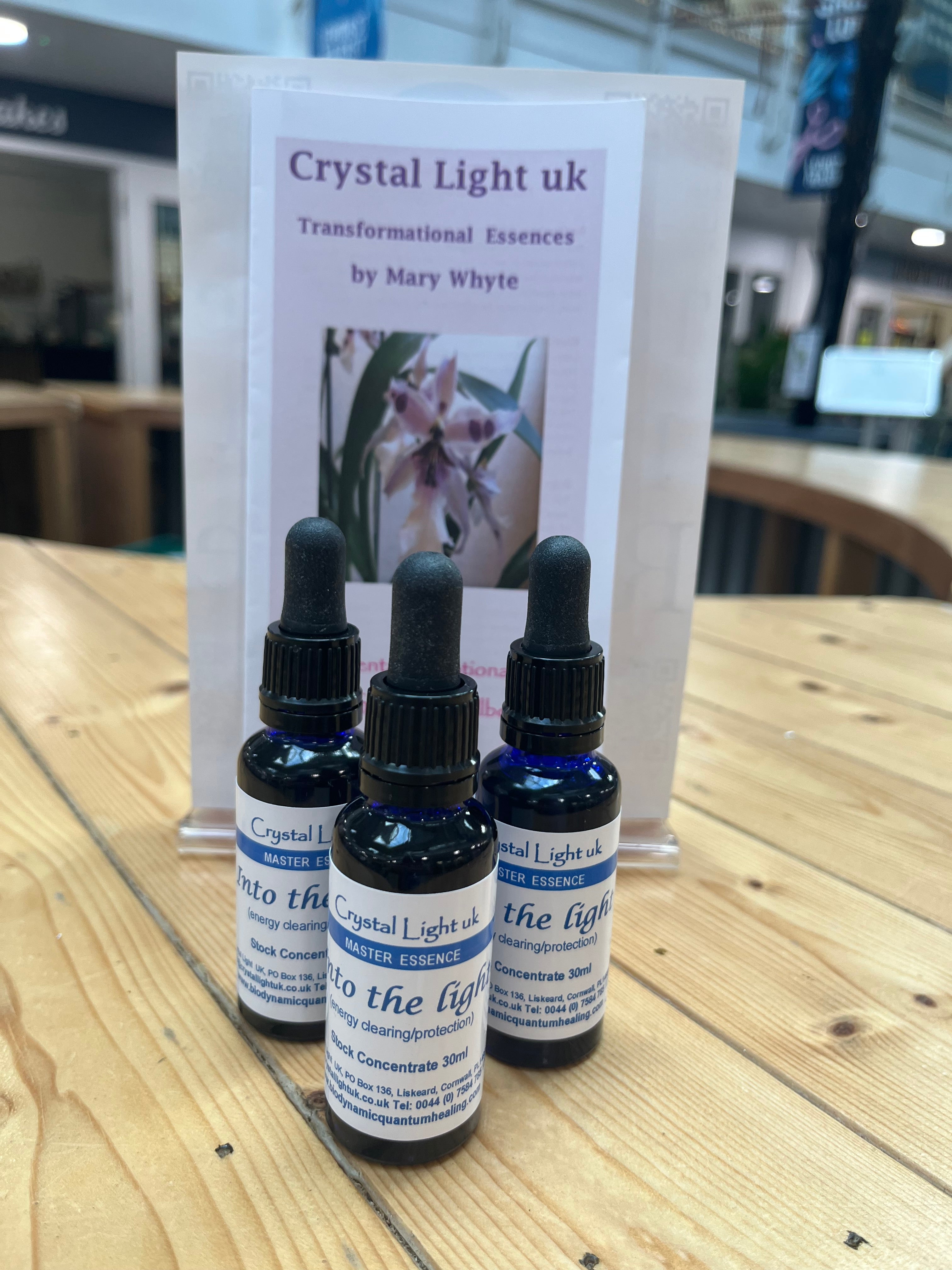 Crystal Light uk - Into the Light - Master Essence 30ml