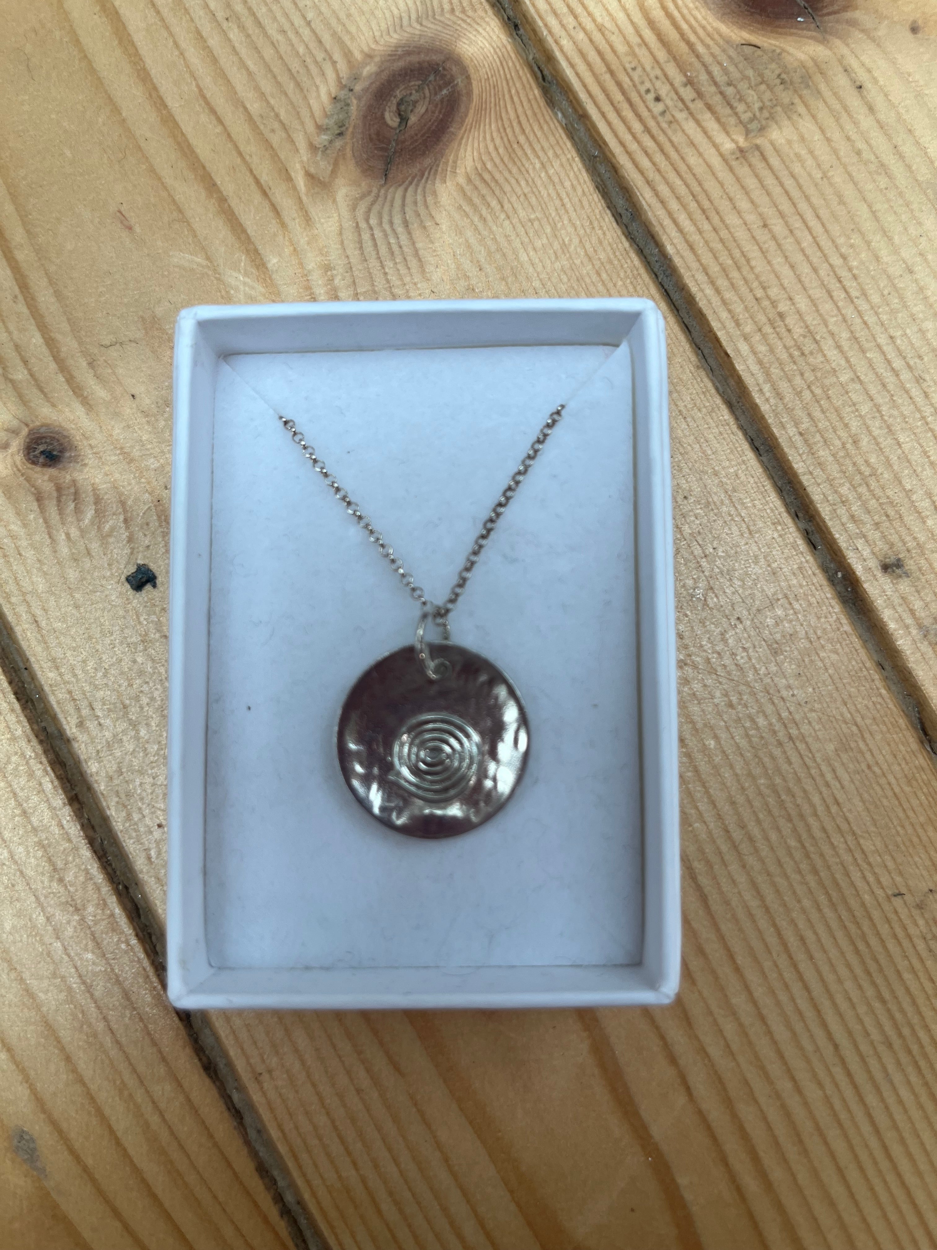 Newlina Jewellery - 925 silver pendant and chain