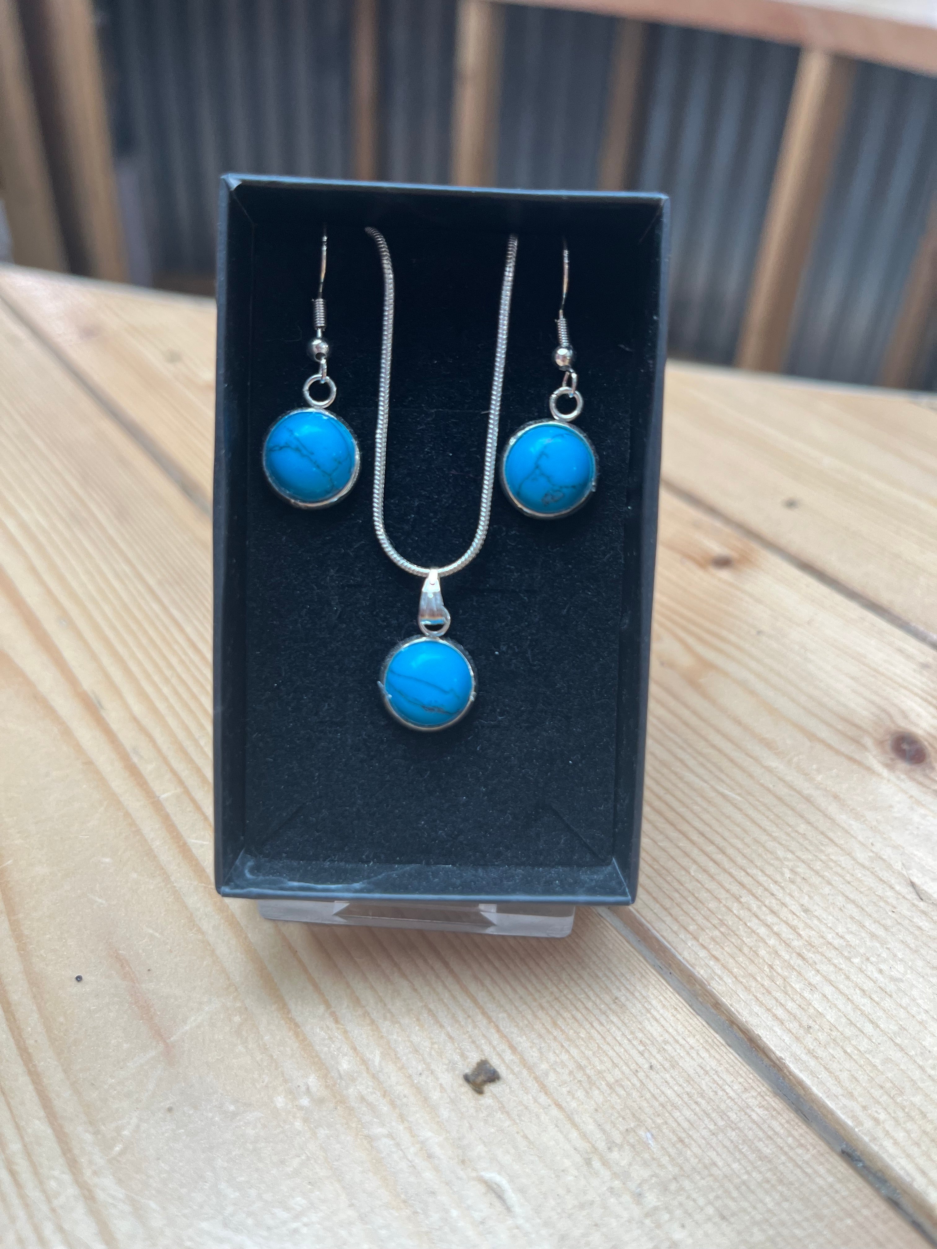Turquoise Necklace & Earing Set