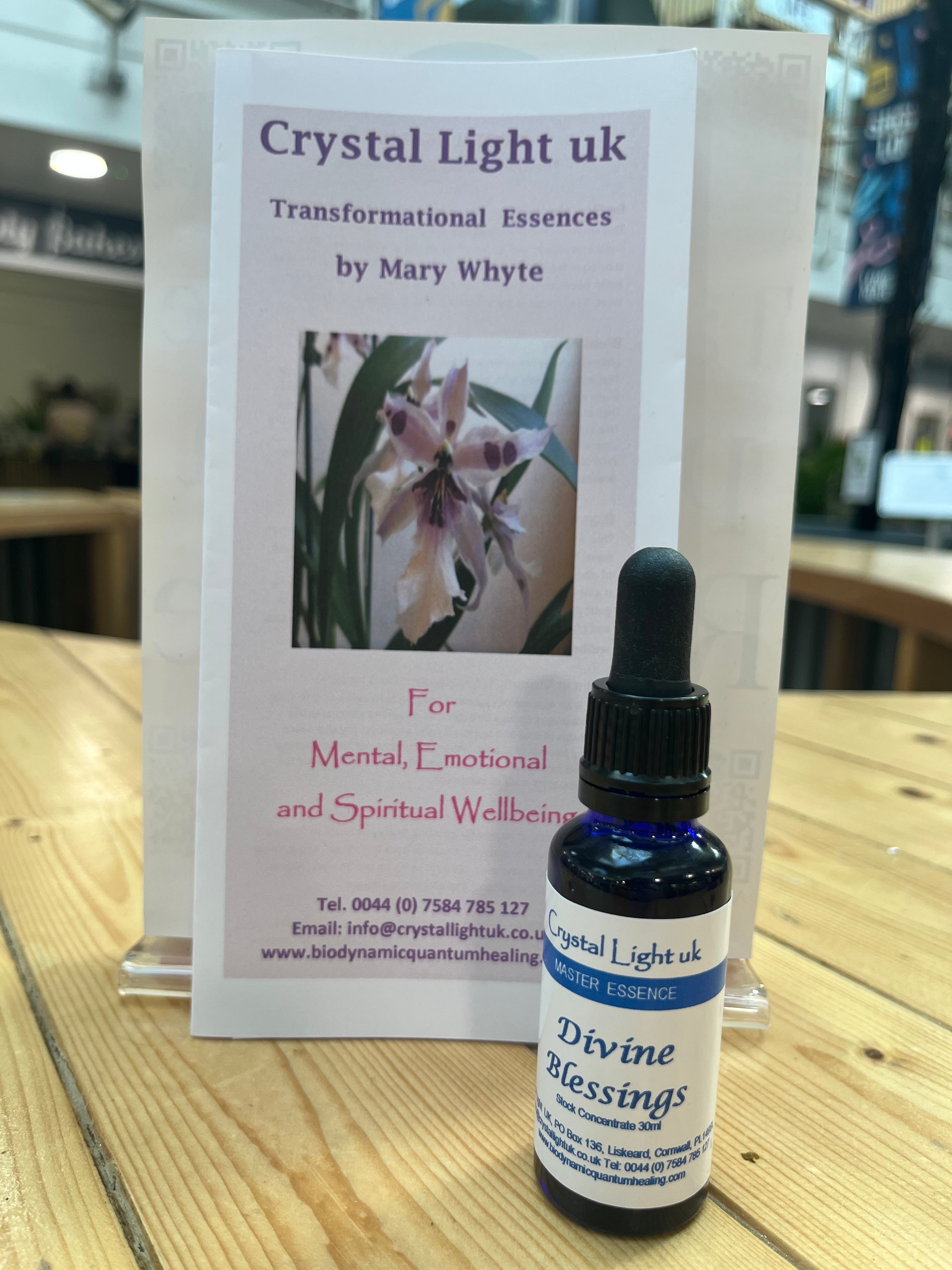 Crystal Light uk - Divine Blessings - Master Essence 30ml
